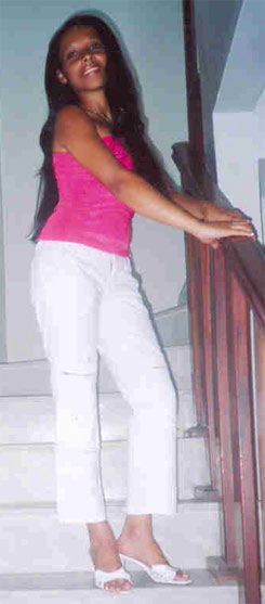 Date this sensual Brazil girl Lucilaine from RIO DE JANEIRO B4749