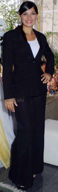 Date this sultry Brazil girl Viviane from ARACAJU B4860