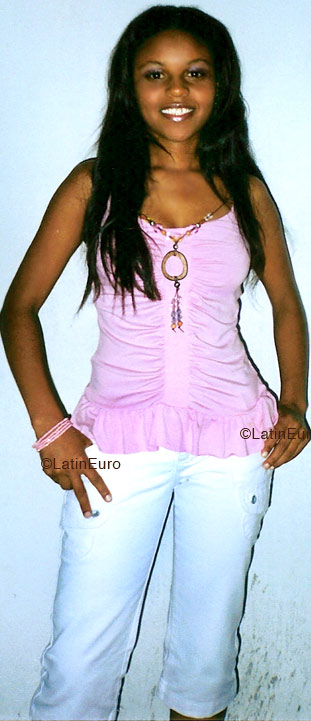 Date this georgeous Brazil girl Delvania from SAO JOSE DOS CAMPOS B4964