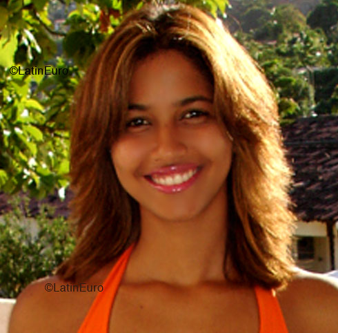 Date this athletic Brazil girl Ana from MOREIRA B4979