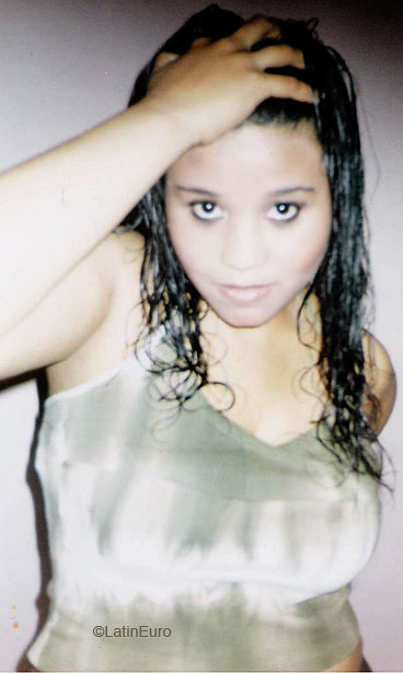 Date this passionate Brazil girl Aline from SAO PAULO B5120