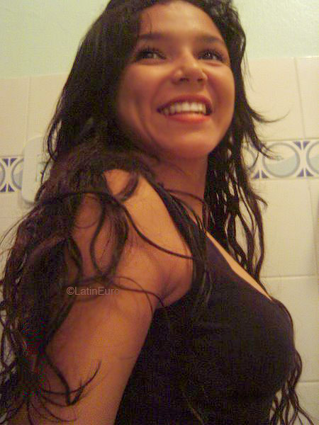 Date this charming Brazil girl Syglya from BARRAS B5196