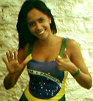Date this lovely Brazil girl Karine from FEIRA DE SANTANA B5207