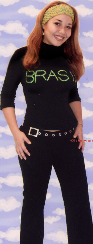 Date this good-looking Brazil girl Maria from SALVADOR B5276