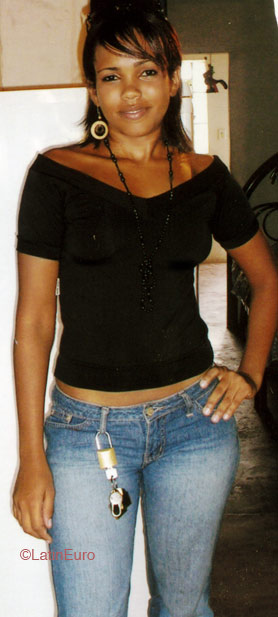 Date this athletic Brazil girl Jaqueline from CUIABA B5284