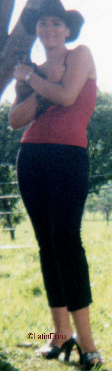 Date this gorgeous Brazil girl Vbridiana from ANAPOLIS B5307