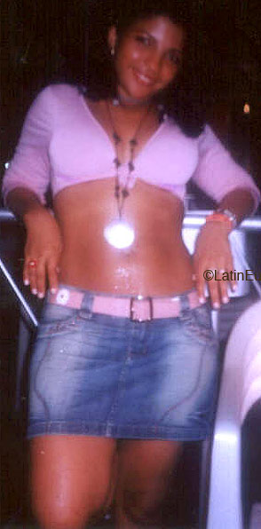 Date this tall Brazil girl Vania from  B1975