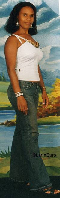 Date this lovely Brazil girl Adenir from JARDIM B5368