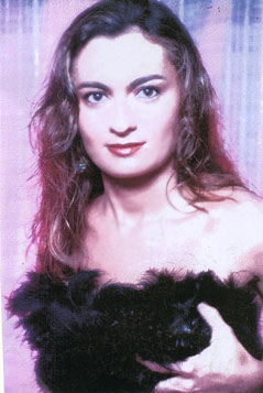 Date this foxy Brazil girl Erineide from FORTALEZA B5369