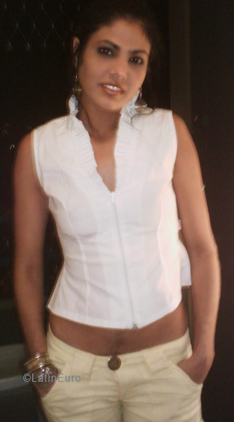 Date this georgeous Brazil girl Tatiane from SALVADOR B5499