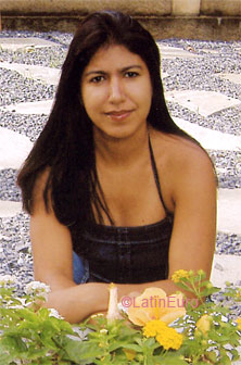Date this happy Brazil girl Elisangela from PASSOS B5521
