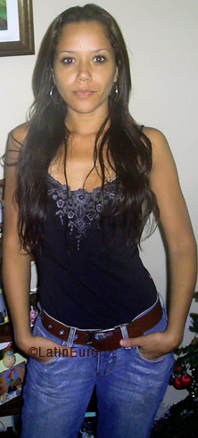 Date this athletic Brazil girl Nadia from SAO PAULO B2741