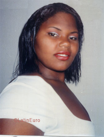 Date this fun Brazil girl Bruna from ARARUAMA B5542