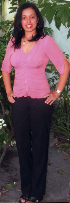 Date this fun Brazil girl Patricia from RECIFE B5778