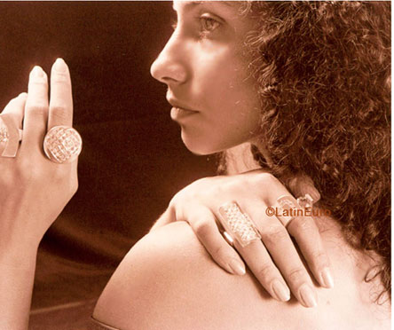 Date this charming Brazil girl Marilei from SAO PAULO B5783