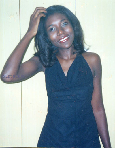 Date this stunning Brazil girl Christiane from JEQUIE B5895