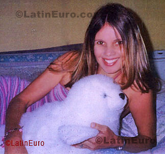 Date this lovely Brazil girl Liliana from Belo Horizonte B592