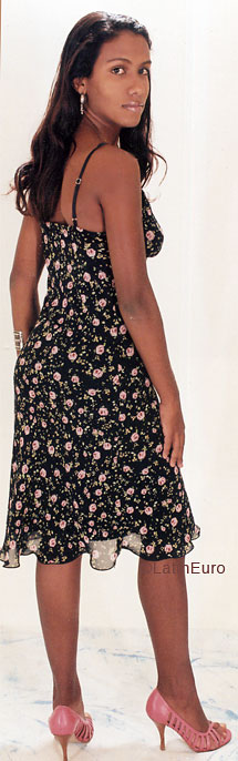 Date this athletic Brazil girl Graciely from MACAE B5936