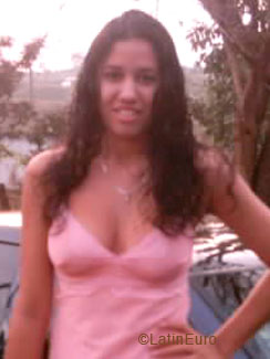 Date this fun Brazil girl Elisa from JARINU B6017