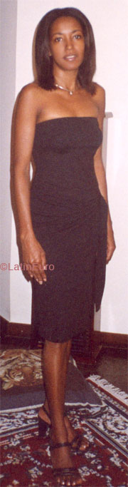 Date this pretty Brazil girl Cristina from NITEROI B6035