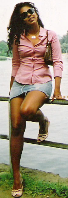 Date this georgeous Brazil girl Giselle from RIO DE JANEIRO B6040