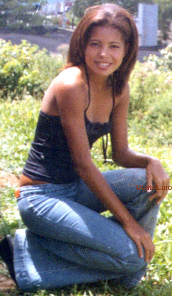 Date this hard body Brazil girl Celia from ESCADA B6078