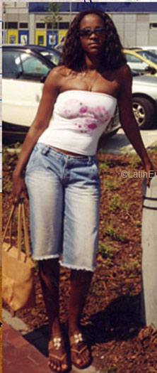 Date this hard body Brazil girl Cristiane from RIO DE JANEIRO B6086