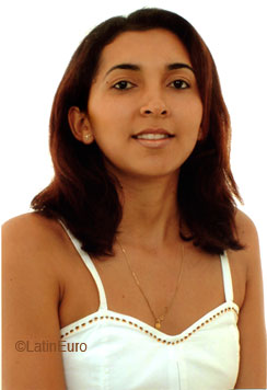 Date this nice looking Brazil girl Vanilde from BRASILIA B6125