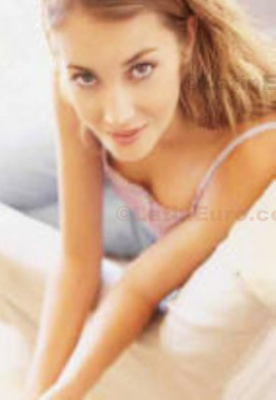 Date this cute Brazil girl Thamyris from Belem B626