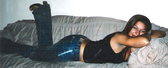 Date this hot Brazil girl Andrea from CUIABA B6284