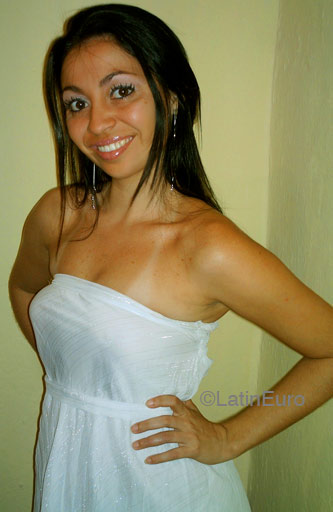 Date this hot Brazil girl Neide from ITOBI B6410