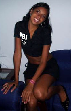 Date this georgeous Brazil girl Ivanice from CARATINGA B6594