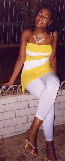 Date this exotic Brazil girl Cristiane from SANTOS B6618