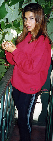 Date this fun Brazil girl Flavia from SAO PAULO B6669