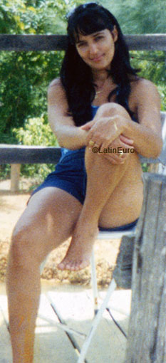 Date this cute Brazil girl Renata from CACHOEIRO DE ITAPEMIRIM B6694