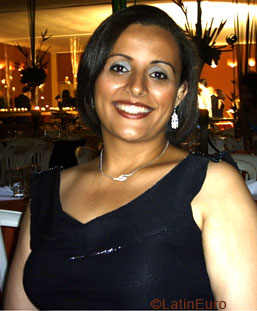 Date this beautiful Brazil girl Cassilda from JUTAI B6715