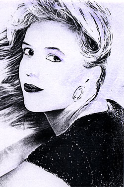 Date this foxy Brazil girl Lais from ARACATUBA B6772