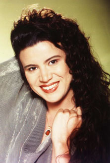 Date this nice looking Brazil girl Simone from SAO PAULO B6870