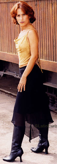 Date this attractive Brazil girl Catia from VILA VELHA B6964