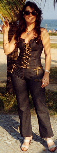 Date this good-looking Brazil girl Christiane from RIO DE JANEIRO B6975
