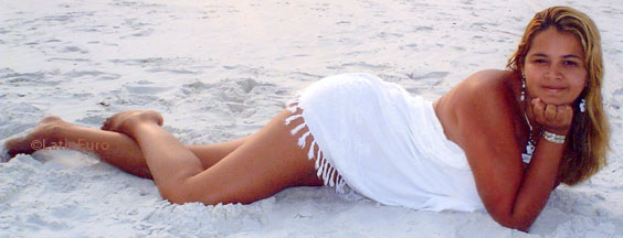 Date this good-looking Brazil girl Andreza from SAO PEDRO DA ALDEIA B7195