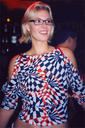 Date this young Brazil girl Simone from CARDEAL B7242