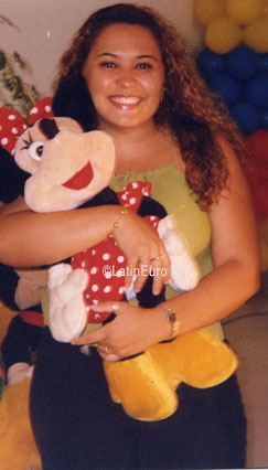 Date this happy Brazil girl Eveline from SOBRAL B7401