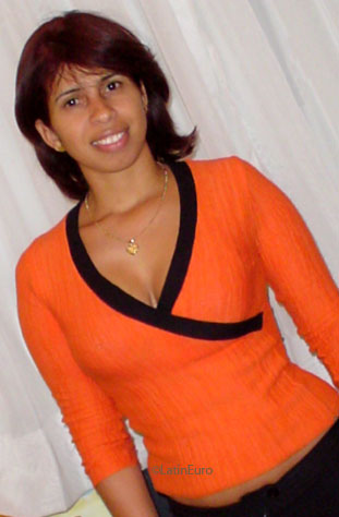 Date this funny Brazil girl Valeska from CAMPO GRANDE B7406