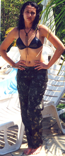 Date this exotic Brazil girl Paula from PINDAMONHANGABA B7453