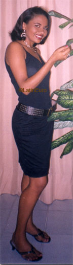 Date this charming Brazil girl Maria from JABOATAO B7461