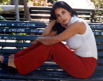 Date this stunning Brazil girl Izabel from RIO DE JANEIRO B7529