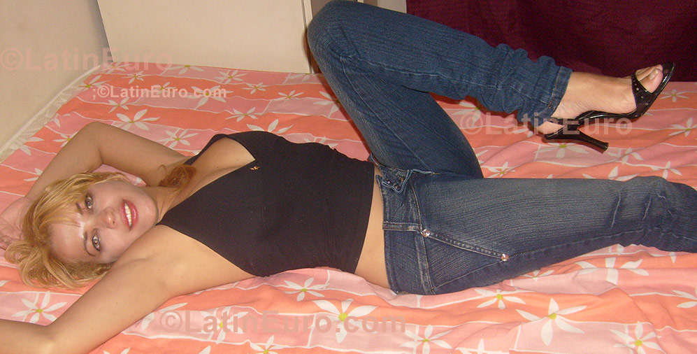 Date this pretty Brazil girl Luciene from Santa Maria B757