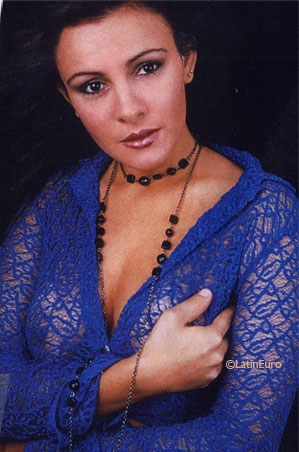 Date this lovely Brazil girl Luciana from NOVO HAMBURGO B7610