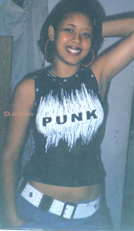 Date this passionate Brazil girl Simone from MACAE B7643